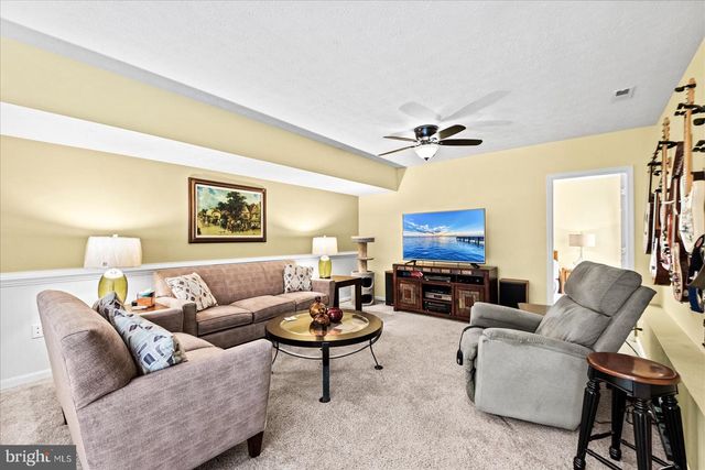 302 FOREST AVE, Colonial Beach, VA 22443