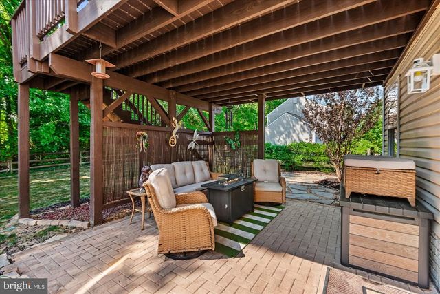 302 FOREST AVE, Colonial Beach, VA 22443