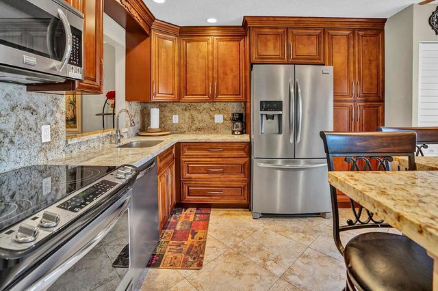 6722 Moonlit Drive, Delray Beach, FL 33446