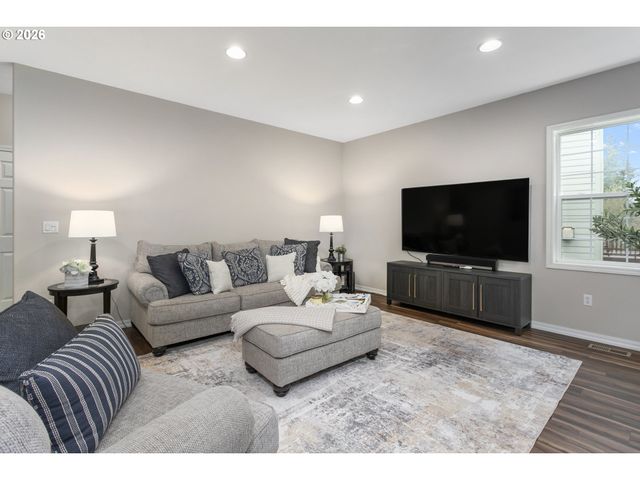 609 Ne 115TH Cir, Vancouver, WA 98685