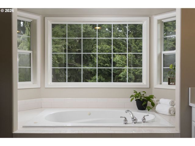 609 Ne 115TH Cir, Vancouver, WA 98685