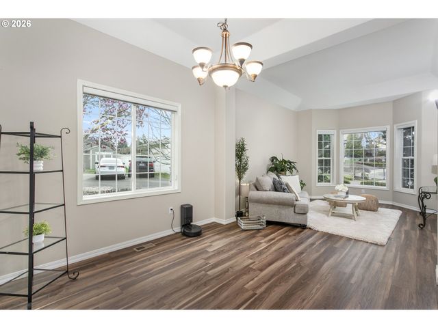 609 Ne 115TH Cir, Vancouver, WA 98685