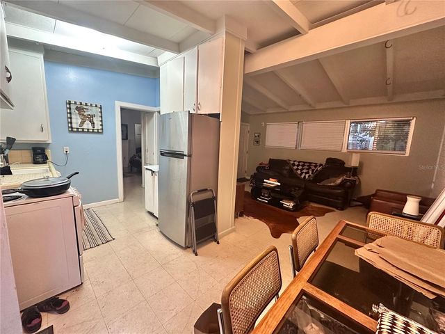 606 NE 8TH AVENUE, Gainesville, FL 32601