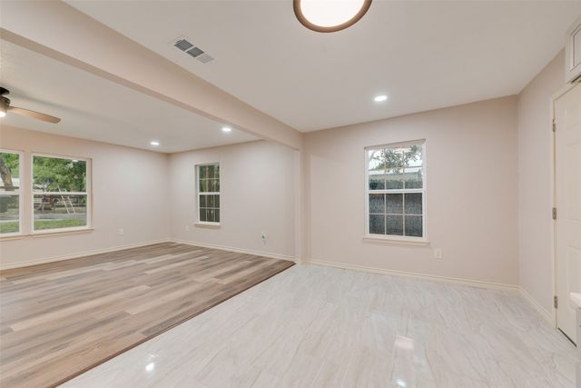 10095 Comanche Road, Quinlan, TX 75474