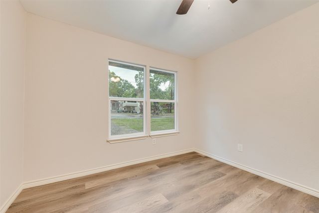 10095 Comanche Road, Quinlan, TX 75474