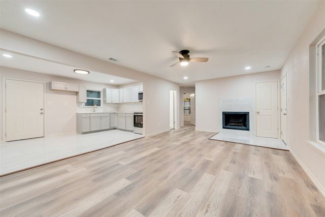 10095 Comanche Road, Quinlan, TX 75474