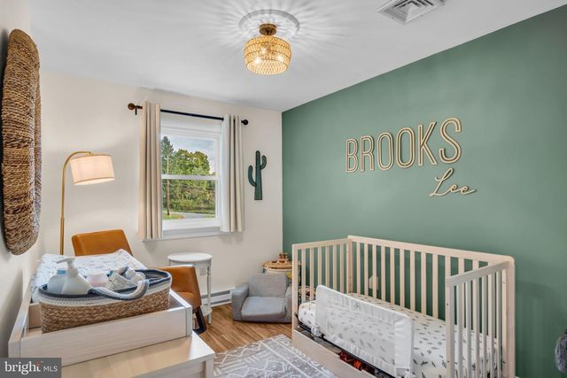 23 ROSEGLEN RD, Duncannon, PA 17020