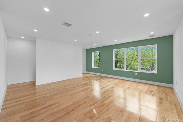 15050 119th Road, Jamaica, NY 11434