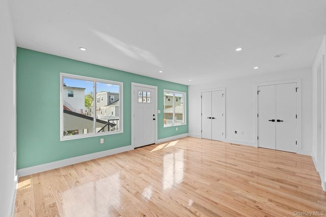 15050 119th Road, Jamaica, NY 11434