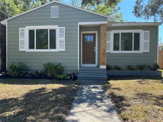 620 38TH AVENUE N, St Petersburg, FL 33704