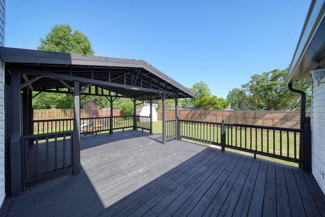 210 W Grove Avenue, Michigan Center, MI 49254