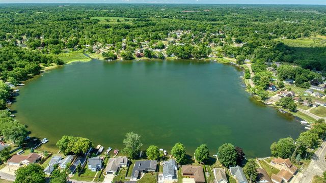 210 W Grove Avenue, Michigan Center, MI 49254