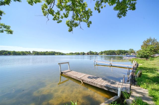 210 W Grove Avenue, Michigan Center, MI 49254