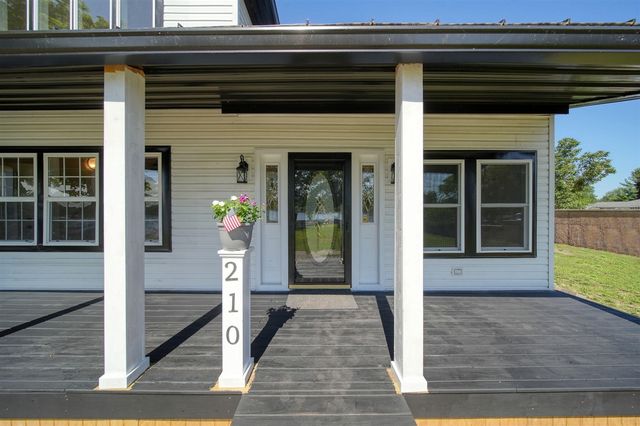 210 W Grove Avenue, Michigan Center, MI 49254