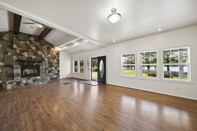 210 W Grove Avenue, Michigan Center, MI 49254