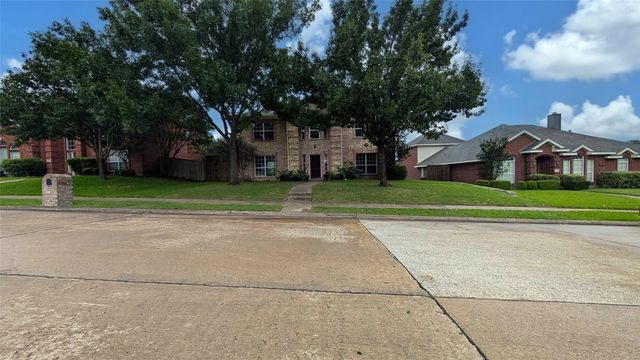 4210 Glistening Springs, Rowlett, TX 75088