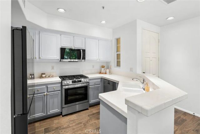 17 Baccus, Ladera Ranch, CA 92694