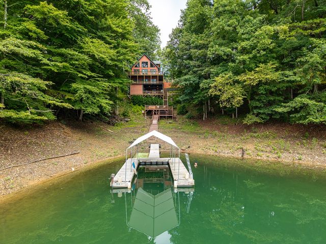270 Marina Road, Murphy, NC 28906