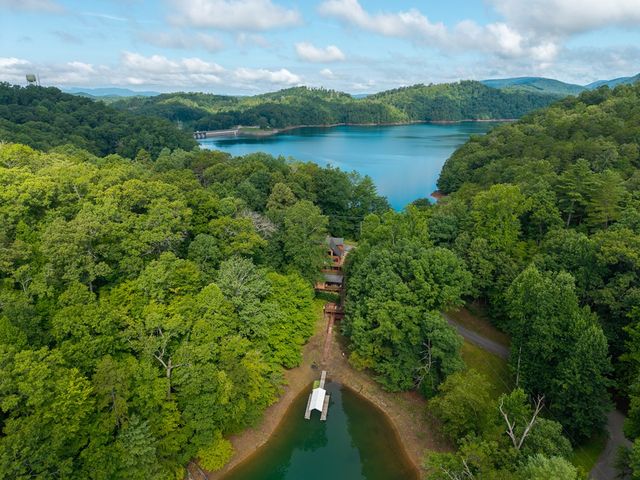270 Marina Road, Murphy, NC 28906