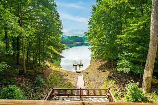 270 Marina Road, Murphy, NC 28906