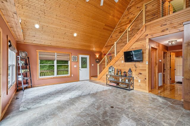 270 Marina Road, Murphy, NC 28906