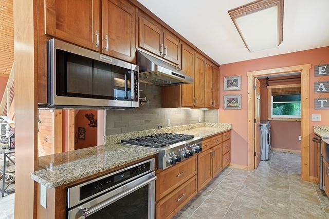 270 Marina Road, Murphy, NC 28906