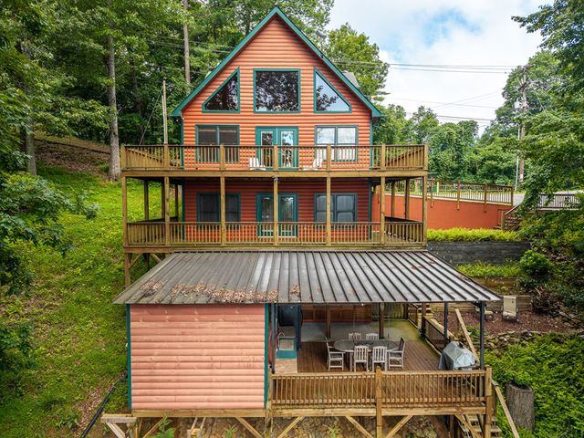 270 Marina Road, Murphy, NC 28906