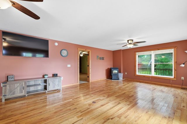 270 Marina Road, Murphy, NC 28906