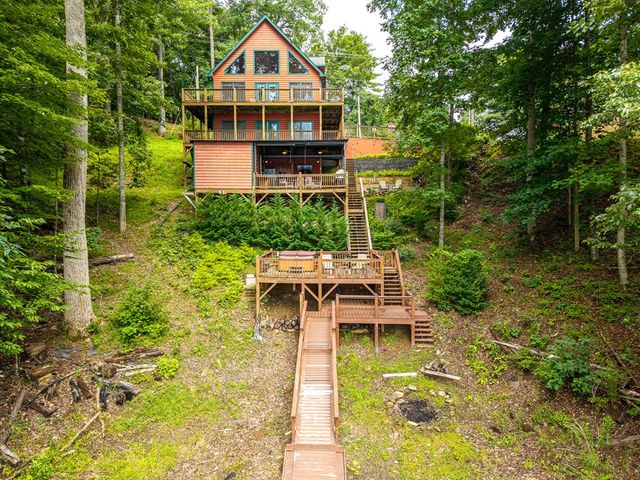 270 Marina Road, Murphy, NC 28906