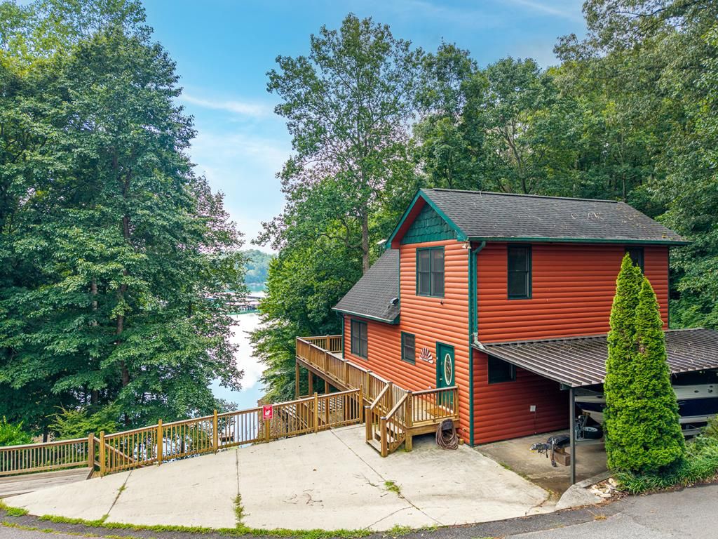270 Marina Road, Murphy, NC 28906