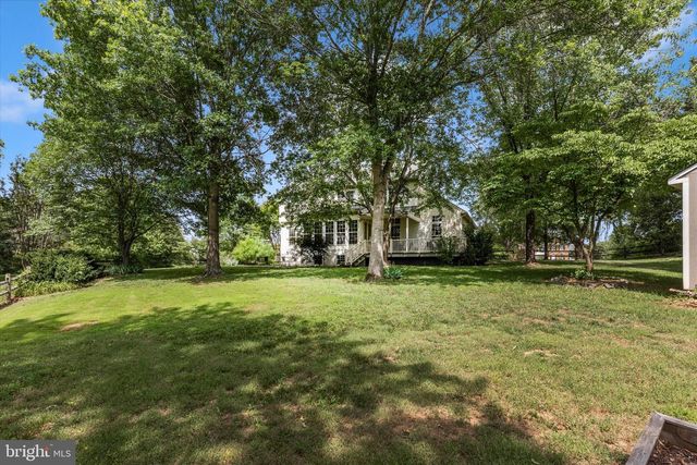 6 TOM FOX CT, Poolesville, MD 20837