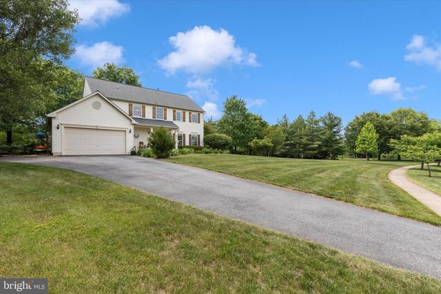 6 TOM FOX CT, Poolesville, MD 20837