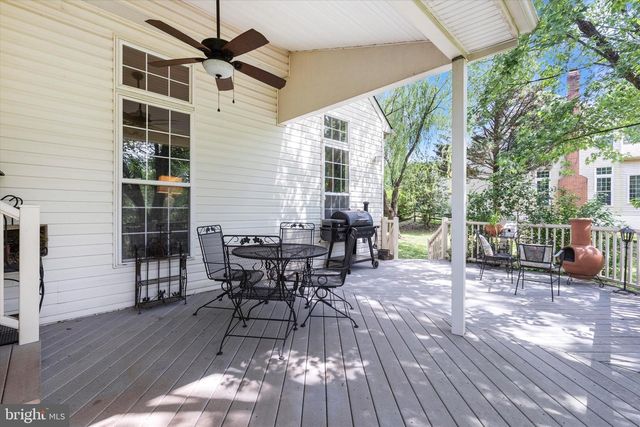 6 TOM FOX CT, Poolesville, MD 20837