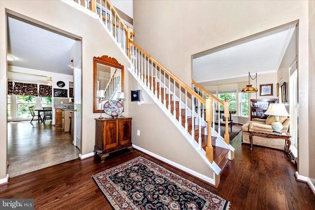 6 TOM FOX CT, Poolesville, MD 20837