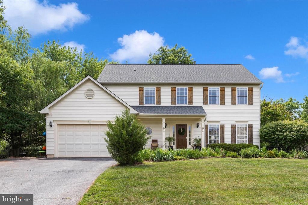 6 TOM FOX CT, Poolesville, MD 20837