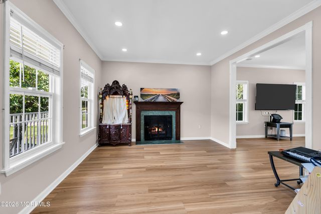 15 Susie Lane, Jackson, NJ 08527