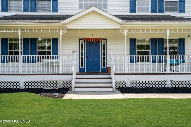 15 Susie Lane, Jackson, NJ 08527