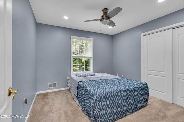 15 Susie Lane, Jackson, NJ 08527