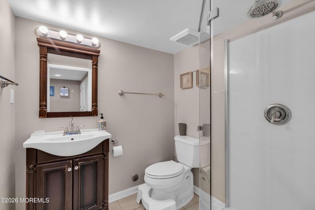 15 Susie Lane, Jackson, NJ 08527