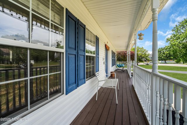15 Susie Lane, Jackson, NJ 08527