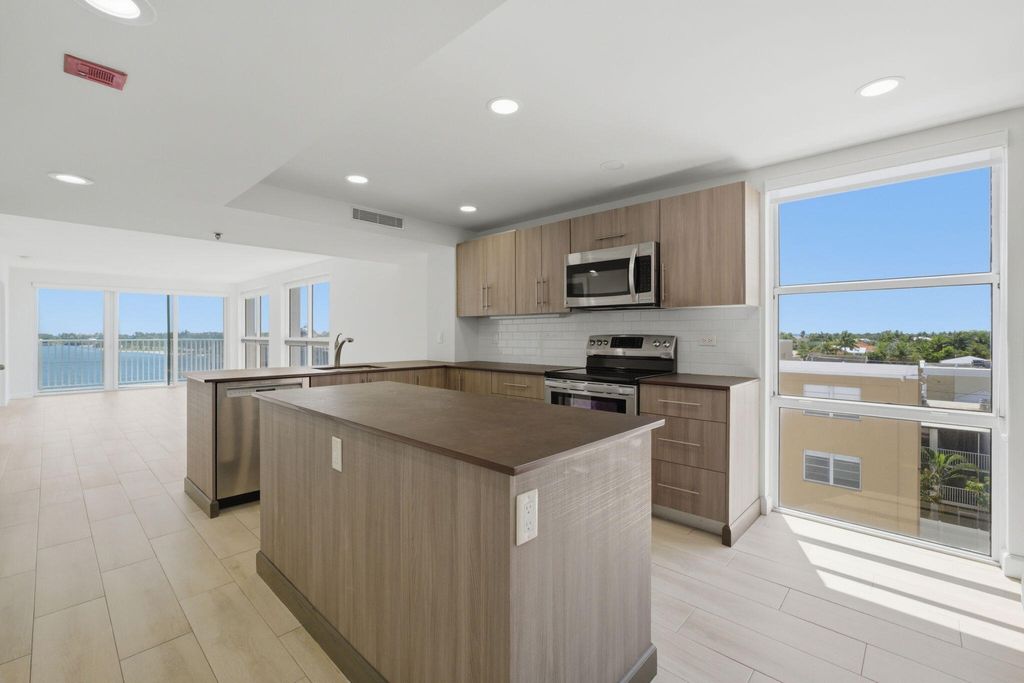3901 S Flagler Drive Apt 603, West Palm Beach, FL 33405