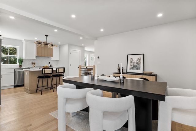 122 Woodruff Ave 122, Medford, MA 02155