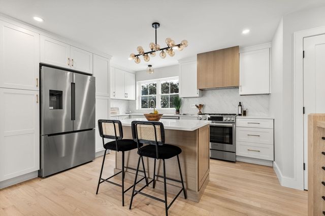 122 Woodruff Ave 122, Medford, MA 02155