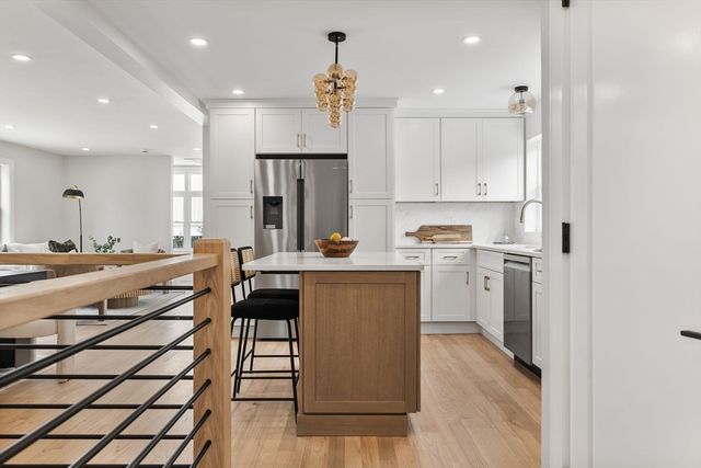 122 Woodruff Ave 122, Medford, MA 02155