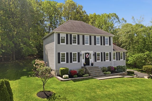 69 Highland View Drive, Sutton, MA 01590