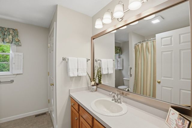69 Highland View Drive, Sutton, MA 01590