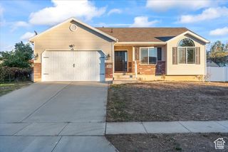 4054 LILY DR, Roy, UT 84067