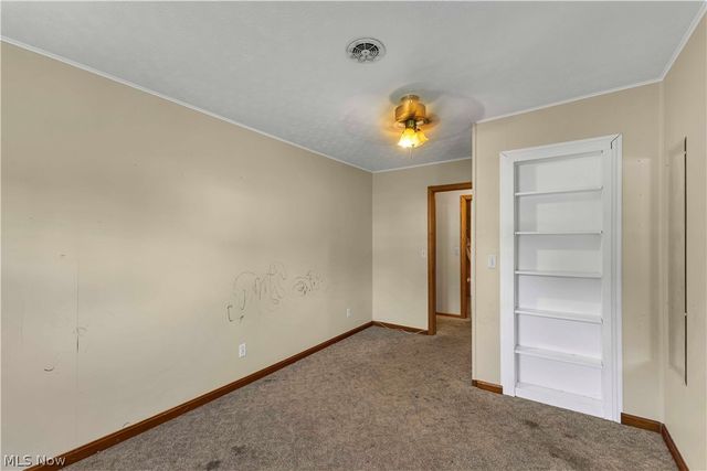 4556 Warren Sharon Road, Vienna, OH 44473