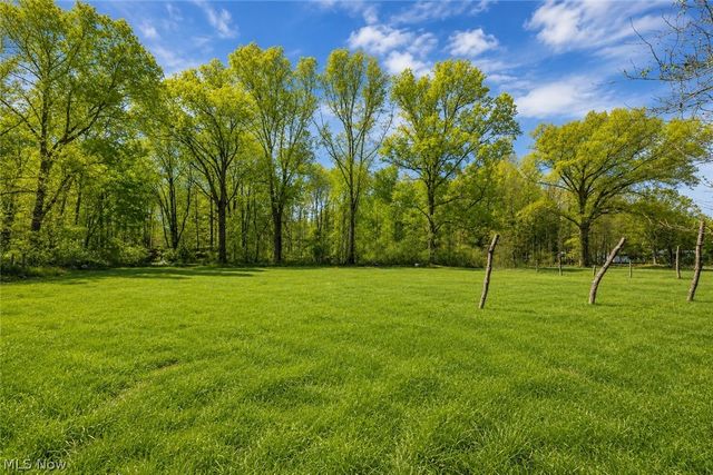 4556 Warren Sharon Road, Vienna, OH 44473