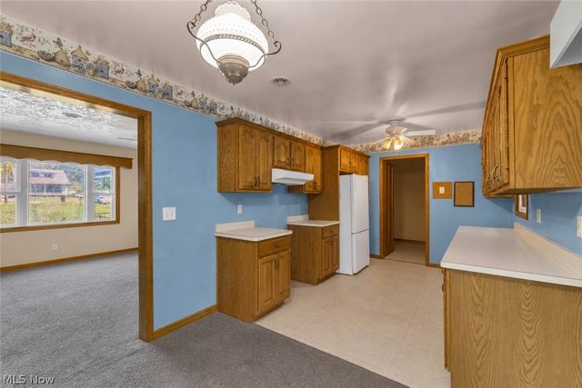 4556 Warren Sharon Road, Vienna, OH 44473